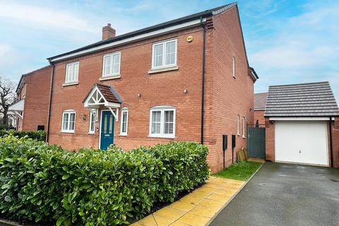 4 bedroom detached house for sale, Burnham Road, Wythall, B47 6AT