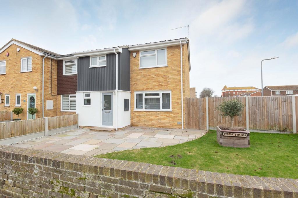 St. Mildreds Road, WestgateOnSea, CT8 3 bed end of terrace house for