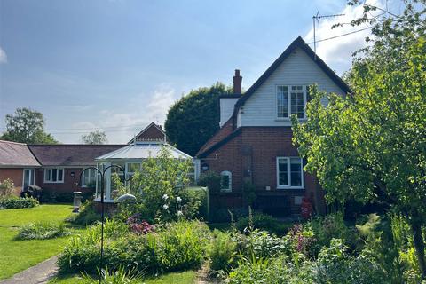 4 bedroom detached house for sale, Badingham, Near Framlingham, Suffolk