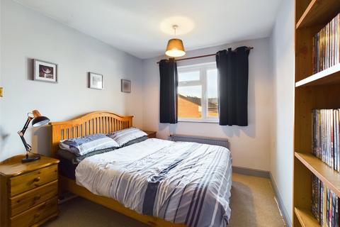 2 George Whitefield Close, Matson, Gloucester, GL4 6FN