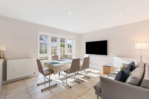 12 North Platt Crescent, Ratho, Newbridge, EH28 8JT