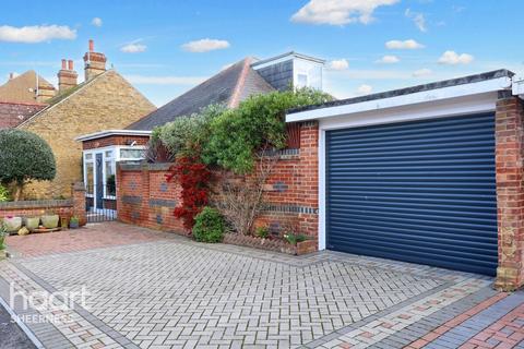 3 bedroom bungalow for sale, Richmond Street, Sheerness