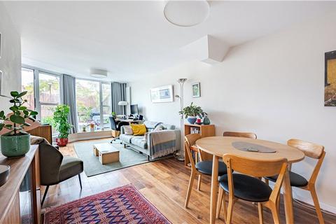 1 bedroom apartment for sale, Falmouth House, Seaton Close, London, SE11
