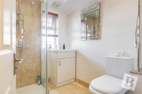 11 Walmer Close, Romford, RM7 8QH