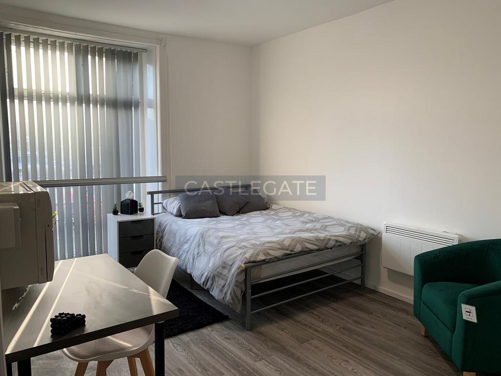 Room 1, 32 Manchester Road, Huddersfield, HD1 3 HJ