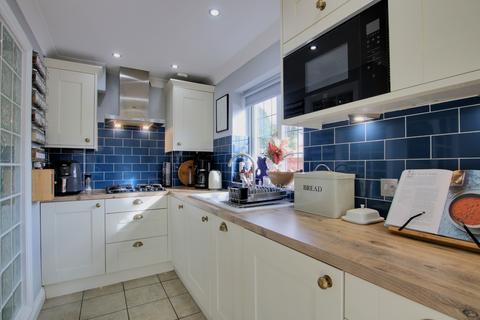 3 bedroom detached house for sale, Rownhams, Southampton