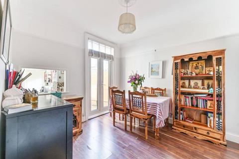 2 Alexandra Place, London, SE25 6JE