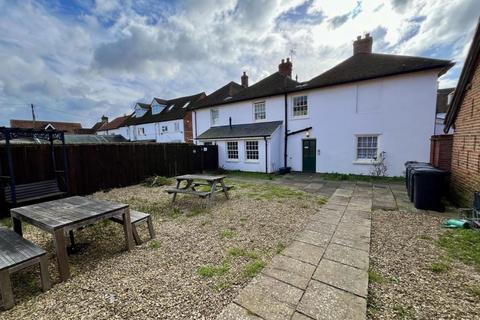 1 bedroom flat to rent, CHAPEL STREET FARMHOUSE, THATCHAM RG18