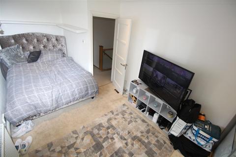 5 Glebe Close, Essendon, Hatfield, AL9 6HZ