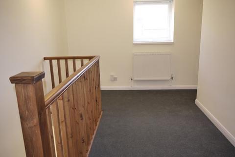 Studio to rent, East Barnet Road, New Barnet EN4