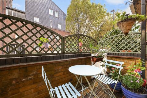 3 bedroom flat for sale, St Mary Graces Court, E1, Tower Hamlets, London, E1
