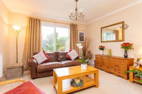4 bedroom chalet for sale, Nightingale Close, Chartham Hatch, CT4