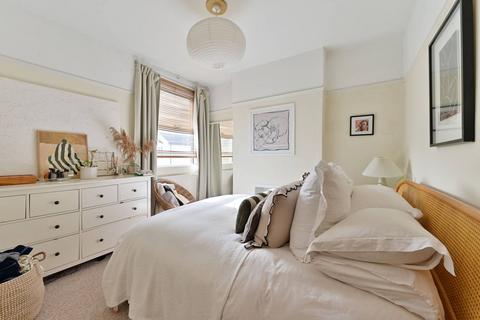 2 bedroom flat to rent, Ridley Road, Wimbledon, London, SW19