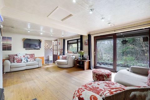 4 bedroom detached bungalow for sale, Stockbury, Sittingbourne ME9