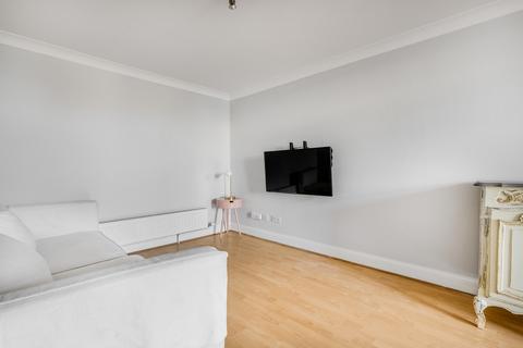 2 bedroom flat for sale, Voltaire Road, Clapham, SW4