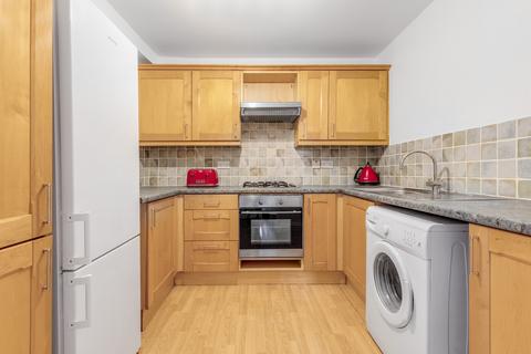 2 bedroom flat for sale, Voltaire Road, Clapham, SW4