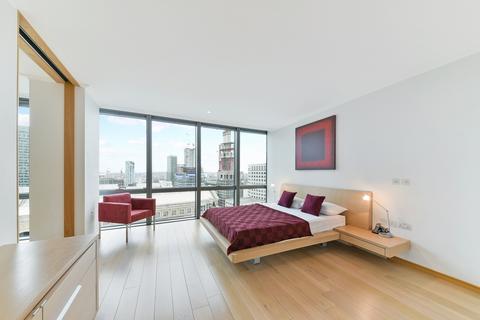 3 bedroom apartment to rent, No 1 West India Quay, Canary Wharf, London E14