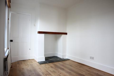 2 bedroom terraced house for sale, George Street, Milton Keynes MK2