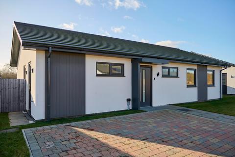 3 bedroom detached bungalow for sale, The View, Mereside, Burton Waters, LN1