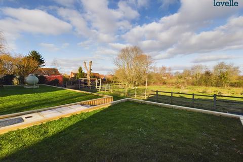 4 bedroom detached bungalow for sale, Main Street, Osgodby, LN8