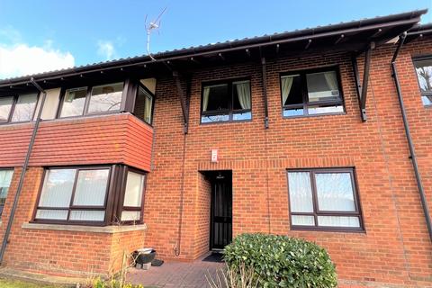 2 bedroom flat for sale - Glenside Court, Penylan, Cardiff, CF23