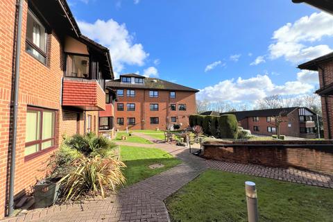 2 bedroom flat for sale, Glenside Court, Penylan, Cardiff, CF23