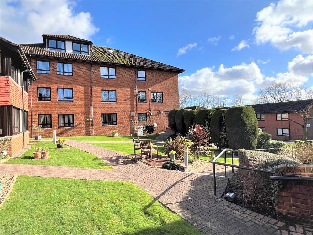 Great opportunity to buy in Glenside Court