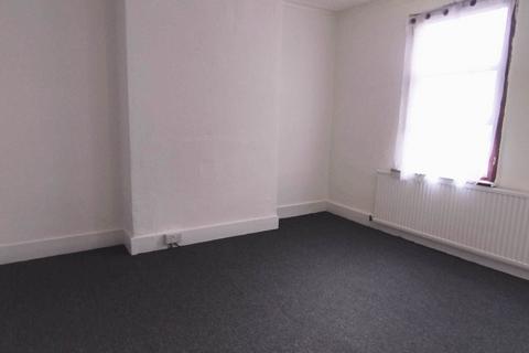 35 Ravenshurst Avenue, London, NW4 4EG