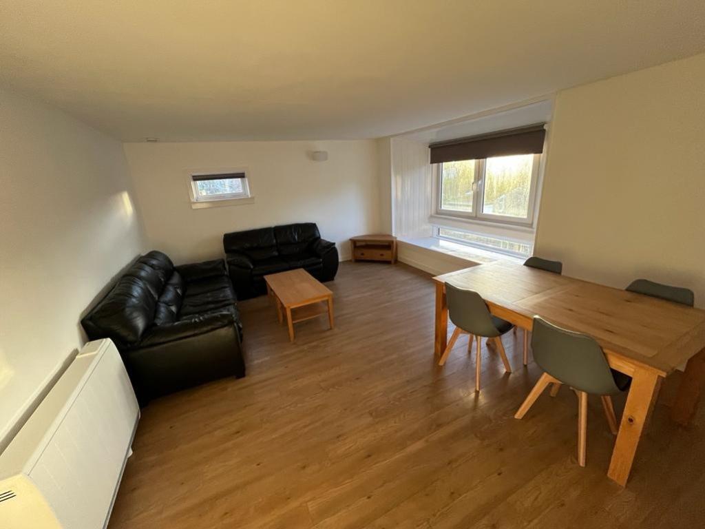Livingroom 1