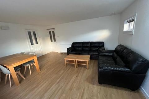 undefined, Barntongate Avenue, Edinburgh EH4