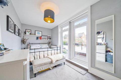 3 bedroom flat for sale - Oakdale Road, Streatham