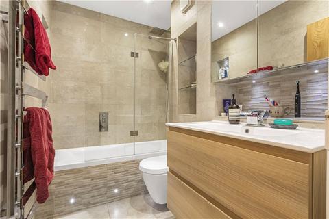 Flat 3, Chesil Court Bonner Road, London, E2 9JZ