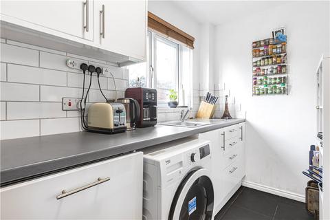 Flat 3, Chesil Court Bonner Road, London, E2 9JZ