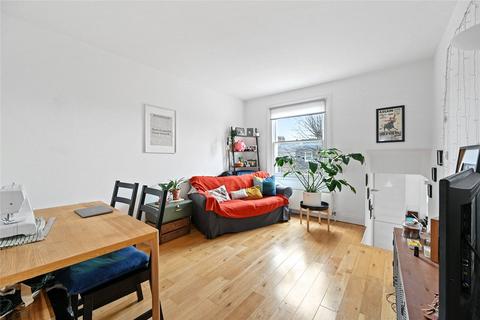 2 bedroom apartment to rent, Coverdale Road, London, W12