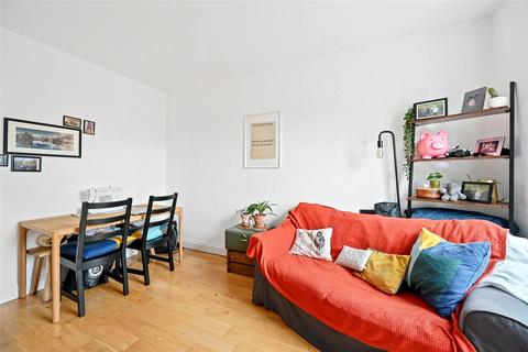 2 bedroom apartment to rent, Coverdale Road, London, W12