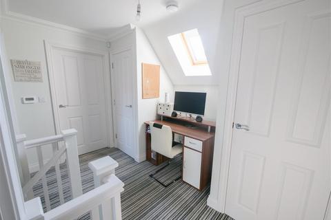 2 bedroom apartment for sale, Campbell Close, Framlingham, Suffolk