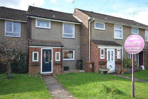 12 Arthur Close, Farnham, GU9 8PE