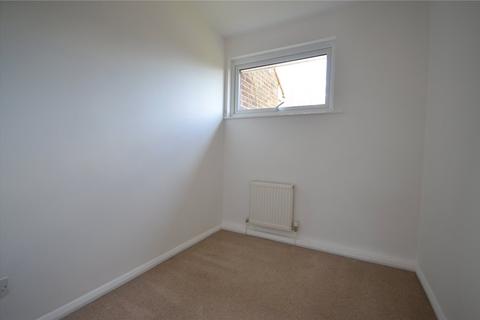 12 Arthur Close, Farnham, GU9 8PE