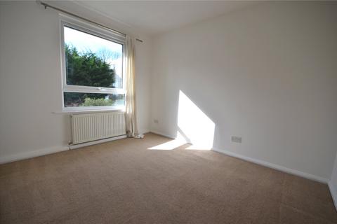 12 Arthur Close, Farnham, GU9 8PE