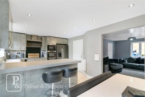 13 Chapman Place, Colchester, CO4 5ZJ