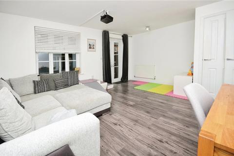 3 bedroom terraced house for sale, Chaundler Drive, Aylesbury HP19