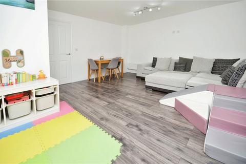 3 bedroom terraced house for sale, Chaundler Drive, Aylesbury HP19