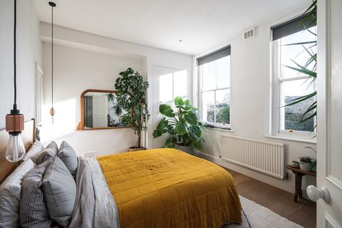 3 bedroom flat for sale, Stoke Newington Church Street, Stoke Newington, Hackney, London