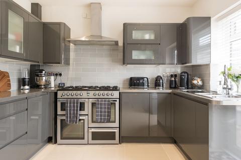 1 Lagos Avenue, Ramsgate, CT12 6JZ
