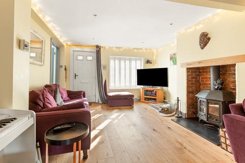 3 bedroom end of terrace house for sale - Leatherhead,Surrey