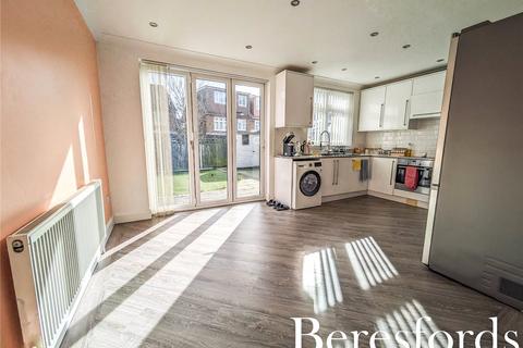 10 Craven Gardens, Harold Wood, Romford, RM3 0DF