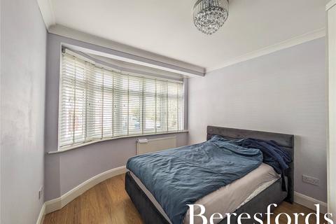 10 Craven Gardens, Harold Wood, Romford, RM3 0DF