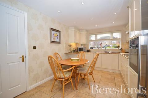 3 Caxton Way, Romford, RM1 4GS