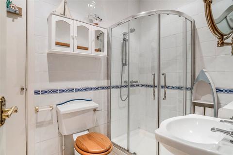 Flat 5, The Retreat Leamington Road, Broadway, WR12 7DZ