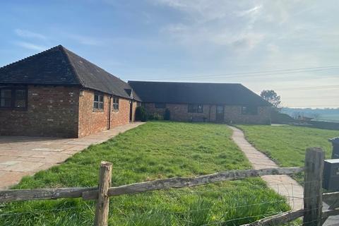 2 bedroom barn conversion to rent, Brays Hill, Ashburnham TN33